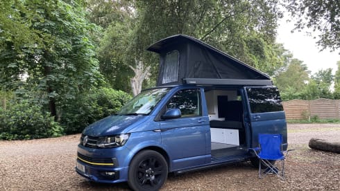 Buzz the Adventure Wagon - 4 berth VW T6 Campervan