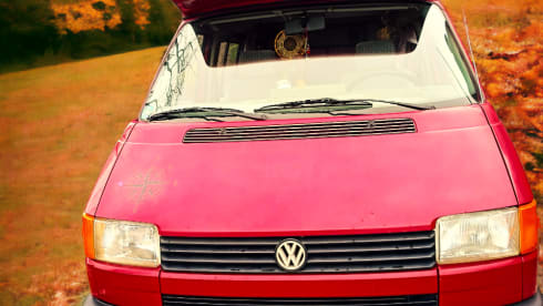 FREAK – Volkswagen T4 Westfalia CamperVan 4 seats Compact Versatile Hard Top