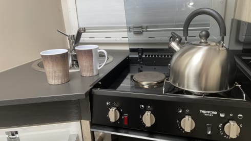 Archie the Automatic – 4 berth Chausson semi-integrated from 2019