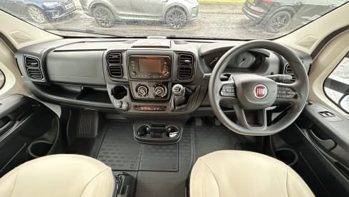6 berth Ducato Rimor Seal 5