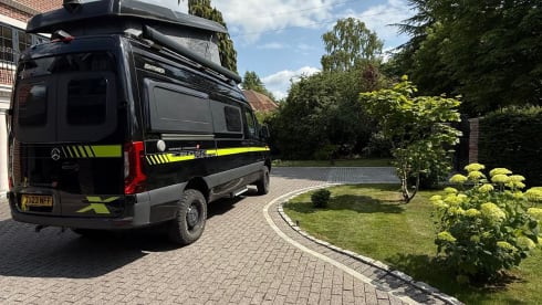 Henry  – Explore in Style with Luxury Hymer Grand Canyon S Crossover