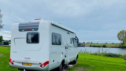 Beautiful 4p Hymer 654 