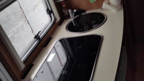 2/4 person corado Ford transit t337