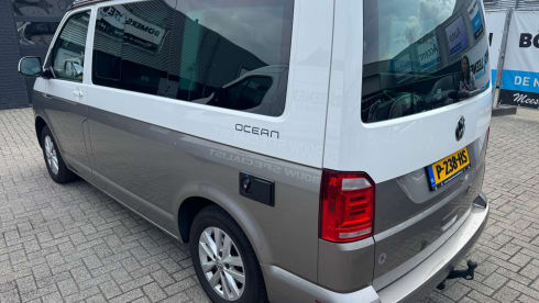 Bulli – 4p Volkswagen campervan uit 2020