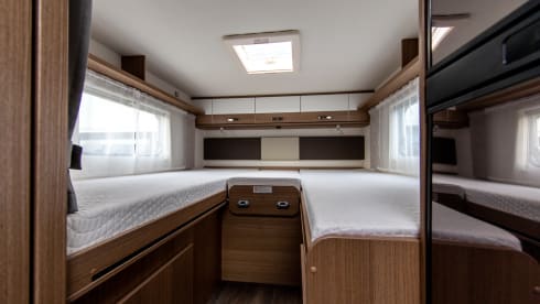 4p Sunlight semi-integrated uit 2020