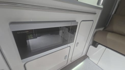 Happy  – LWB Volkswagen campervan - 4 Berth fully kitted out 