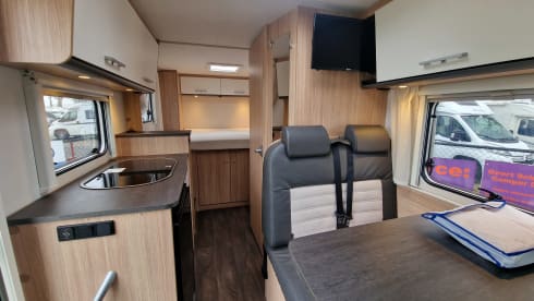 C23 – Luxe Sunlight Adventure Queensbed, 2x Airco, 165PK