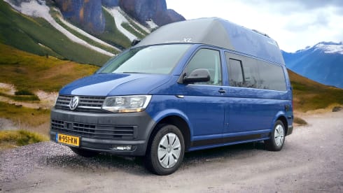 Harry – Camping-car bus Volkswagen SUNLINER XL LUXE 5p, construit en 2023 !
