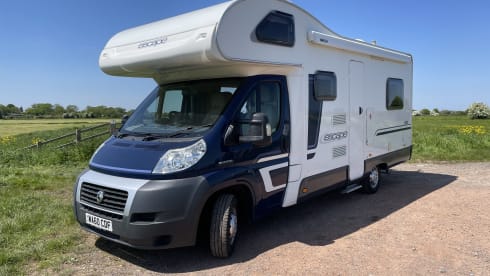 Oliver – Superb 6 berth Swift Motorhome
