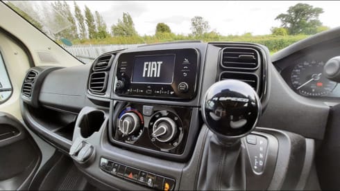 2-5 berth Swift – SWIFT EDGE 476 XGT