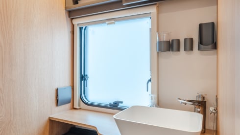 Spacious and luxurious 2-person semi-integrated from 2023