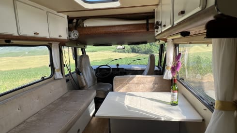 Lucky 88 – Panaromic view, spatious Hymer fully equiped