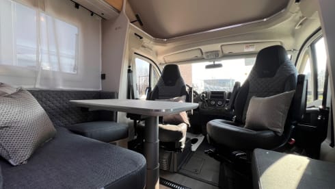 4p Adria Mobil alcove from 2026