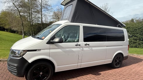 Rogue Four – Camper Volkswagen a 4 posti letto, modello 2021