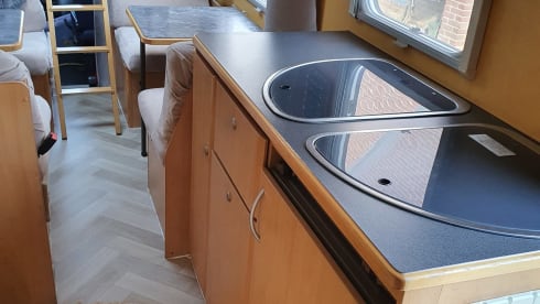 Truus ons vakantiehuus – Spacious family camper Fiat Ducato