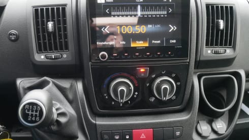 2p Carado bus from 2020