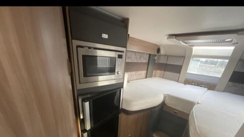 Hatty  – Fiat Swift Kon-tiki 635 LOVELY* 