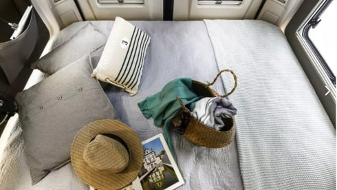 Luxury Mobilvetta Admiral 5.1