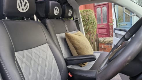 Baxter  – 4 berth Volkswagen campervan from 2018