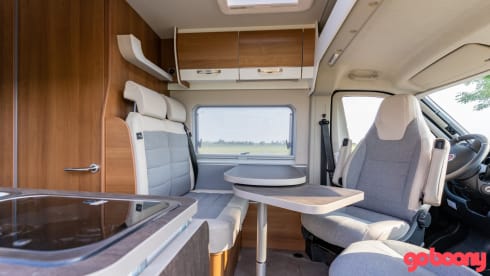 The Black Pearl – Campervan "VANTourer 630L"