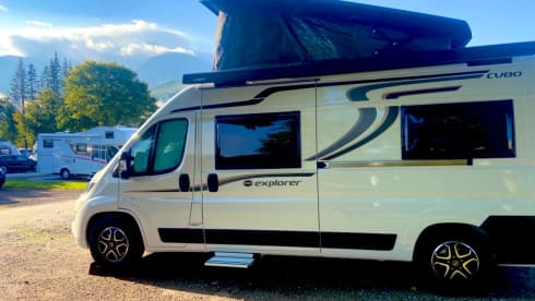 Special Edition Automatic Elddis CV80