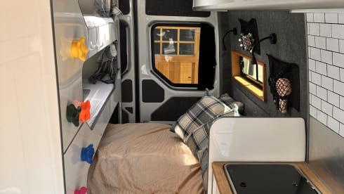 Big Easy – Stunning 4 Berth Custom VW Crafter (2024)
