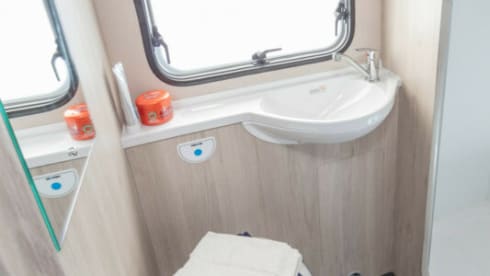 PVT – Autotrail-Wohnmobil mit 5 Schlafplätzen, teilintegriert ab 2026