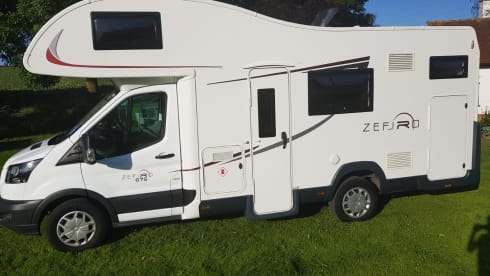 Ford Zefiro 675 – 6 berth with 6 belted seats - Motorhome in Essex