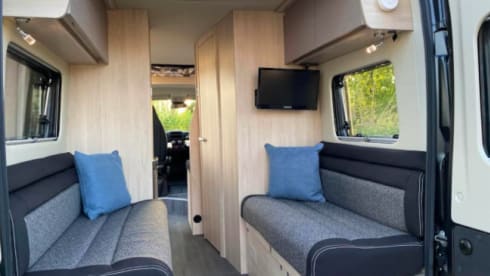 Escape – Escape - 4 berth Campervan 