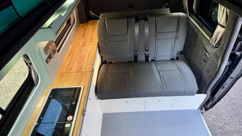 Doreen – Ford-Wohnmobil mit 4 Schlafplätzen ab 2024