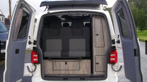 Panoramic  – 4 berth Volkswagen campervan from 2018