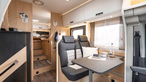 CamperKos – 5 p Sunlight T680 from 2024 with automatic transmission 
