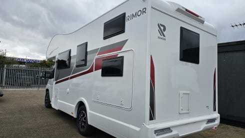 Luke – 2024 Rimor Seal 50 6 fixed berth motorhome