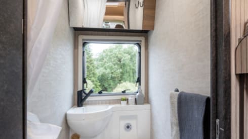 Bobbie – 6p Rimor alcove uit 2025