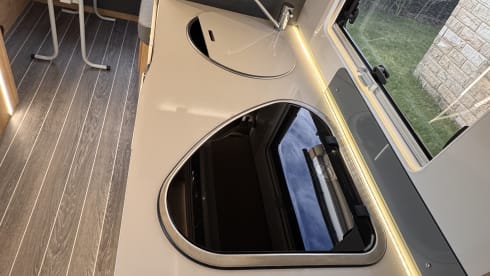 Big Bertha – 6 berth Roller Team 746 from 2025