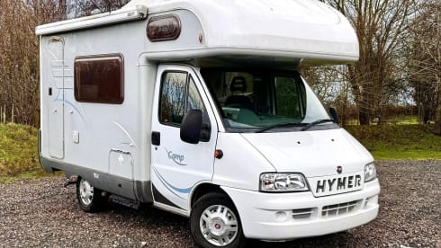 Hugo – Fiat campervan met 4 slaapplaatsen uit 2003