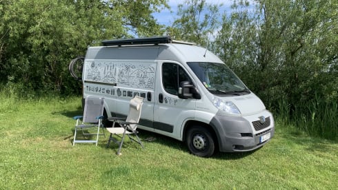 Otto 'd Giotto – 2p Peugeot bus from 2011