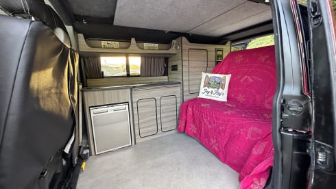 Sun Chaser – 4 berth Volkswagen campervan from 2011