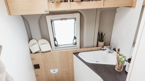 't Cliffke – Campervan Sunlight Cliff 2024 
