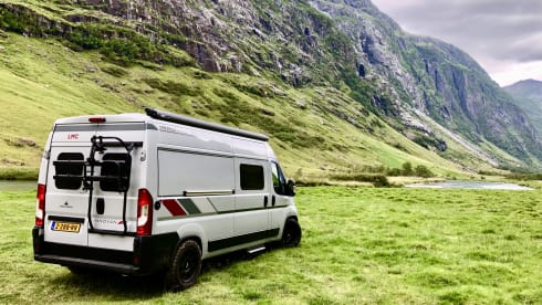 LMC Innovan 600 – Sturdy camper van with panoramic roof from 2022