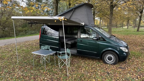 Mercedes-Benz Marco Polo 4 persons