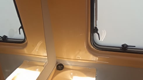 fiat pössl with solar, trailer hitch, 4 belts, wheel carrier