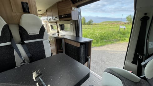 The Catbus  – 4 Berth Swift Select 184 (2017)