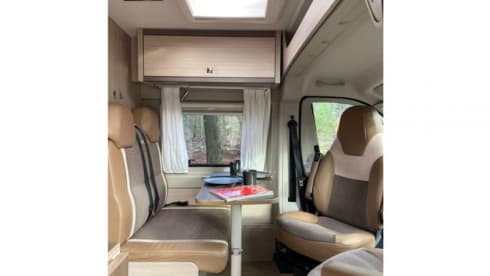 Tourer Luxury Plus – 2p Pössl bus from 2017