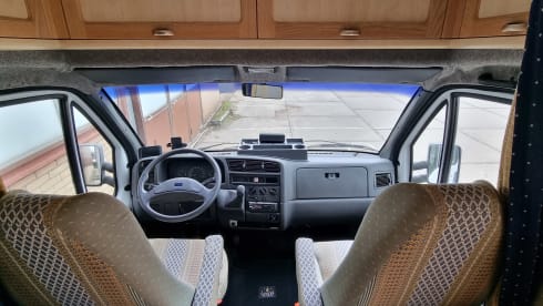 4p Fiat semi-integrated from 1997