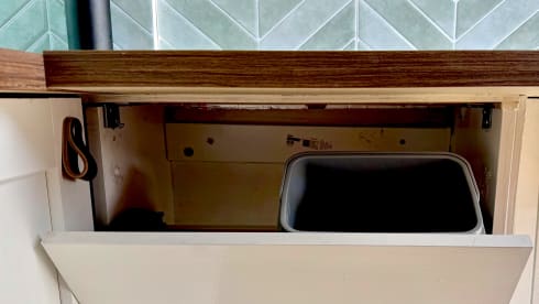 Luna, jouw compacte huis op wielen vol vrijheid! – 2p Volkswagen bus from 2013