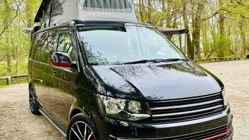 JETT  – VW T6.1 Highline Top Spec with California bed - INSURANCE INCLUDED
