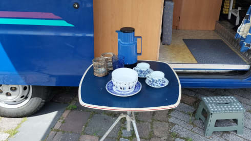 De Blauwe – 2p Pössl Peugeot Boxer bus uit 2001