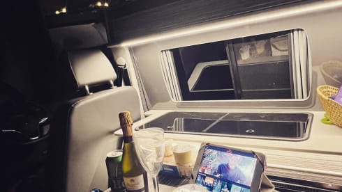 Bluey – The Lil Camper co- 4 Berth VW campervan