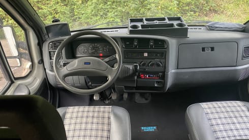 Billie – full freedom family camper, Fiat alcove from 2002